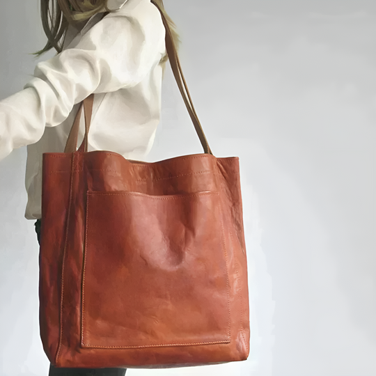 Carol - Bolsa Tote de Cuero Moderna y Chic